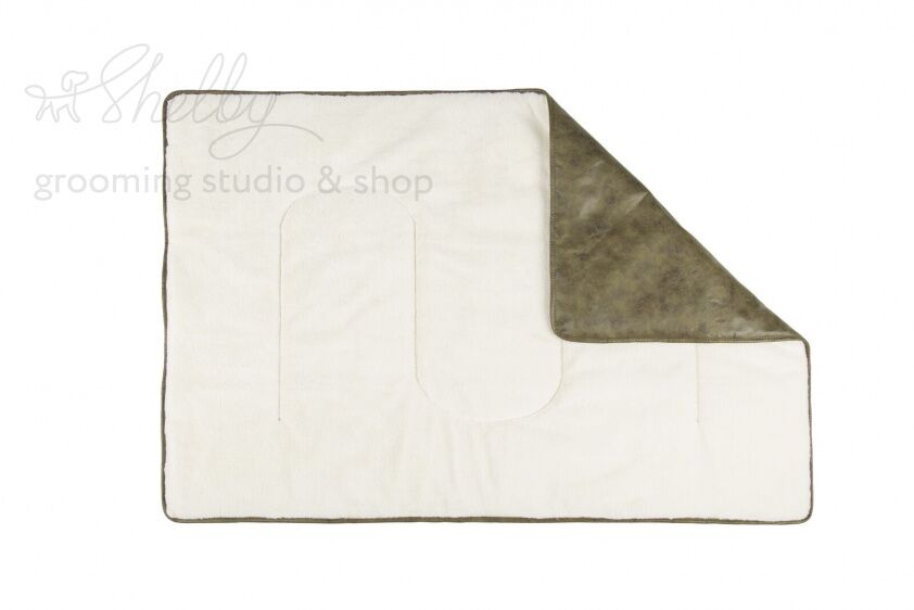 Одеяло для животных "Knightsbridge", экокожа, оливковое, 110х72.5см